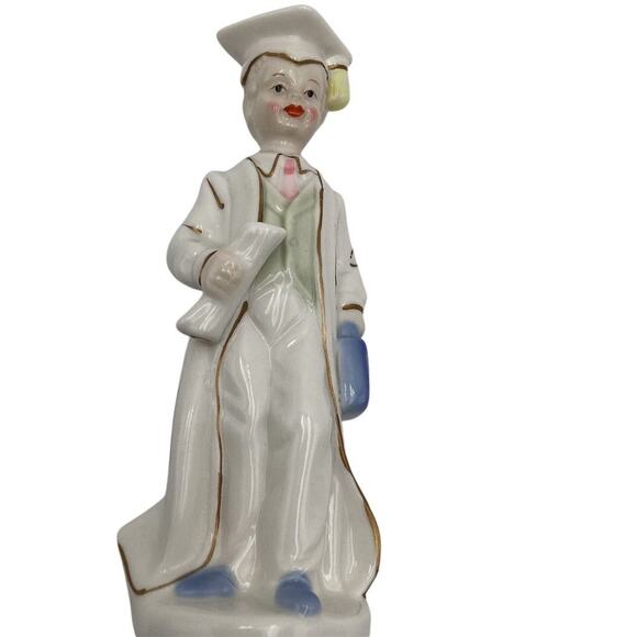 Vintage Porcelain Graduate Boy Figurine 1980s 7.75" - Picture 6 of 9